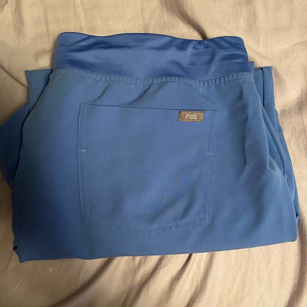 Ceil Blue Fig Jogger scrub pants